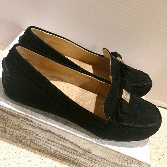 👍 Liz Black Loafers Size 6.5W.   S2 - Picture 1 of 5
